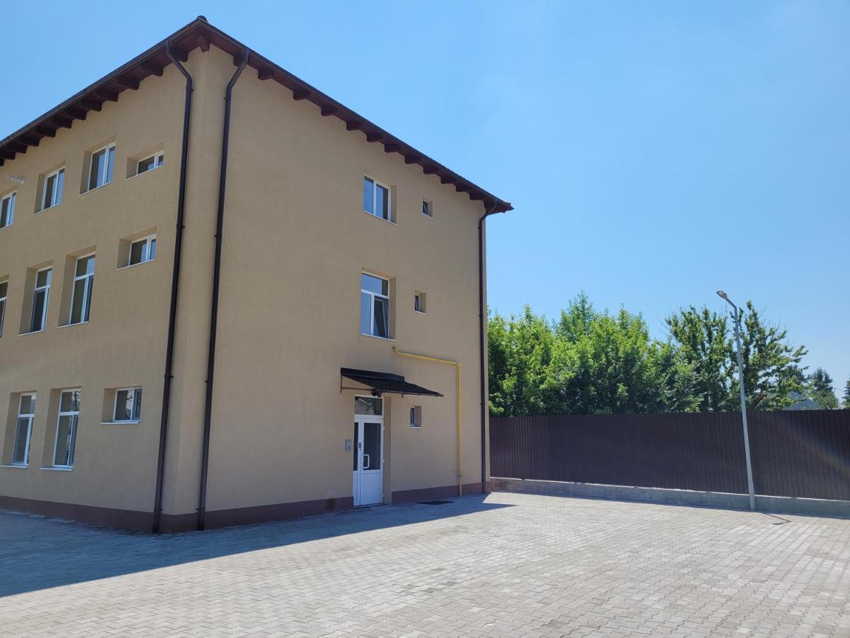 Apartamente Livada Râmnicu Vâlcea Екстериор снимка