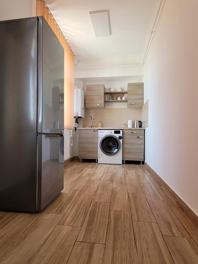 Apartamente Livada Râmnicu Vâlcea Екстериор снимка