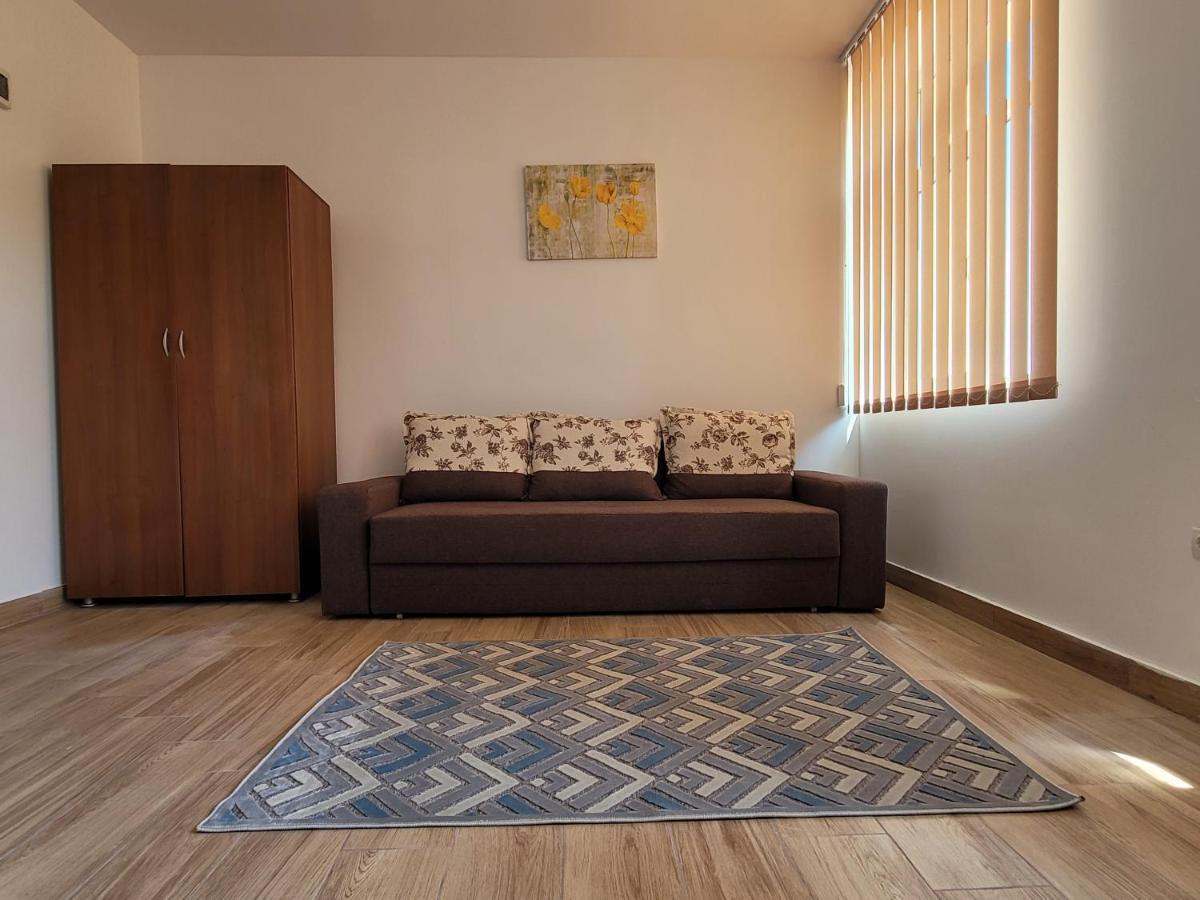 Apartamente Livada Râmnicu Vâlcea Екстериор снимка