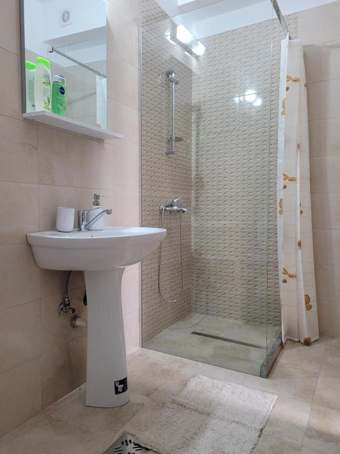 Apartamente Livada Râmnicu Vâlcea Екстериор снимка