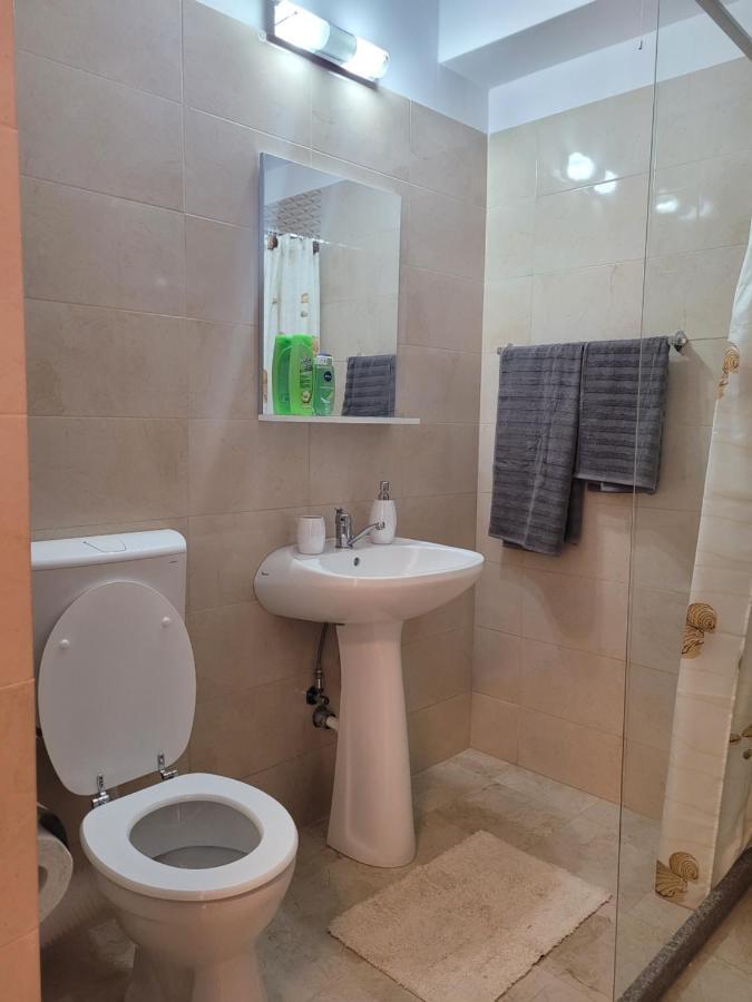 Apartamente Livada Râmnicu Vâlcea Екстериор снимка