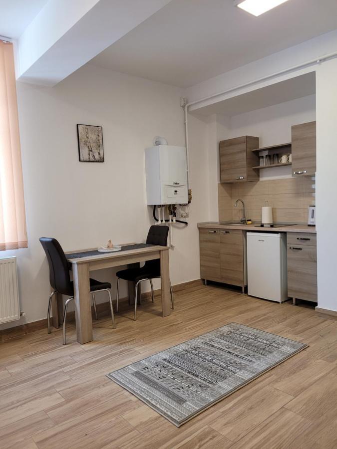 Apartamente Livada Râmnicu Vâlcea Екстериор снимка