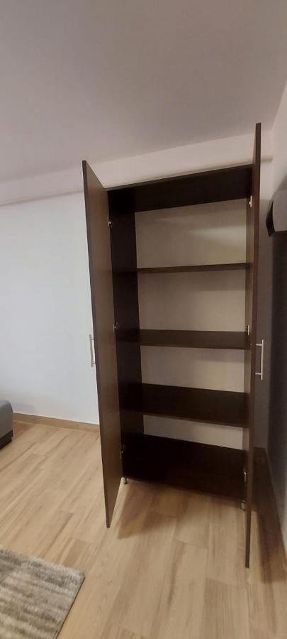 Apartamente Livada Râmnicu Vâlcea Екстериор снимка