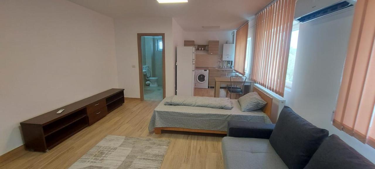 Apartamente Livada Râmnicu Vâlcea Екстериор снимка