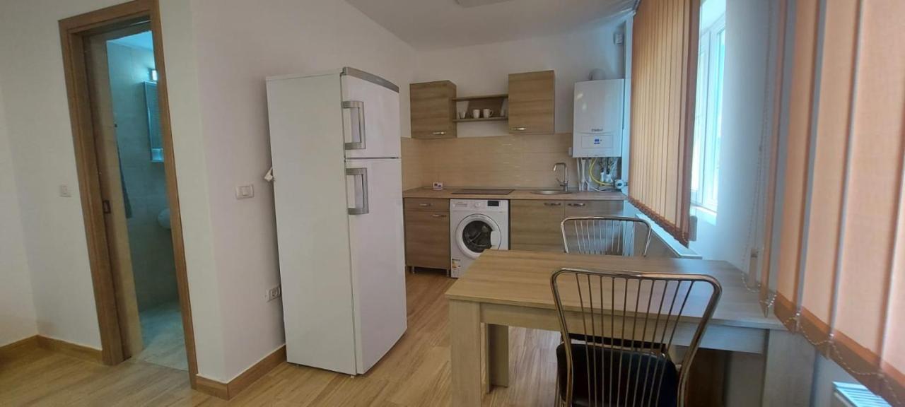 Apartamente Livada Râmnicu Vâlcea Екстериор снимка