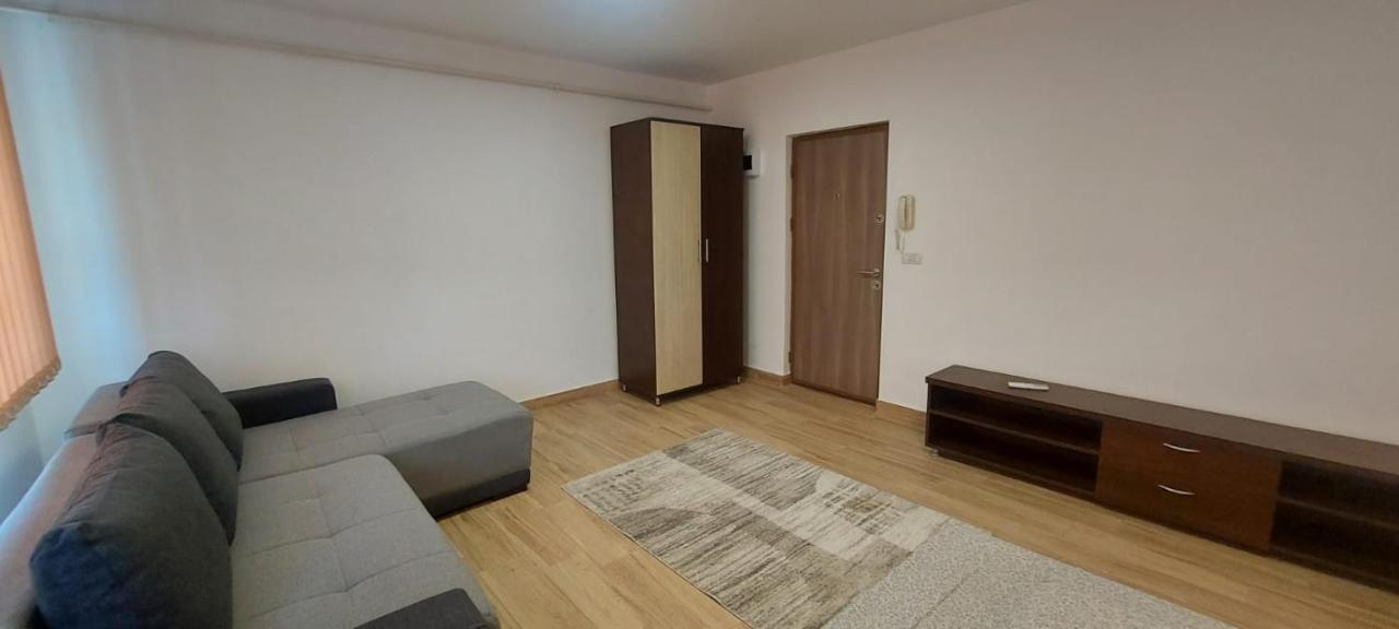 Apartamente Livada Râmnicu Vâlcea Екстериор снимка